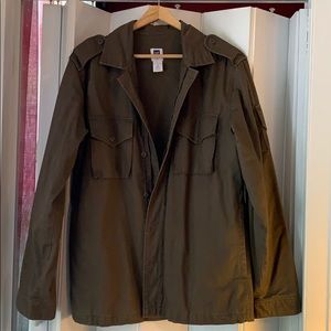 Men’s GAP light jacket. Size M